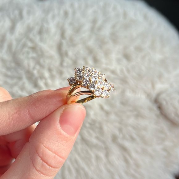 Waterfall Cluster Ring - Picture 2 of 12